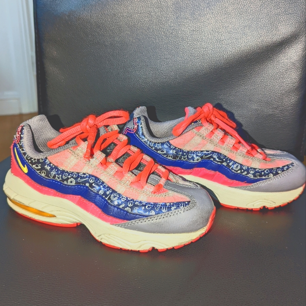Nike Airmax 95, gray, blue, neon pink, kids size 12